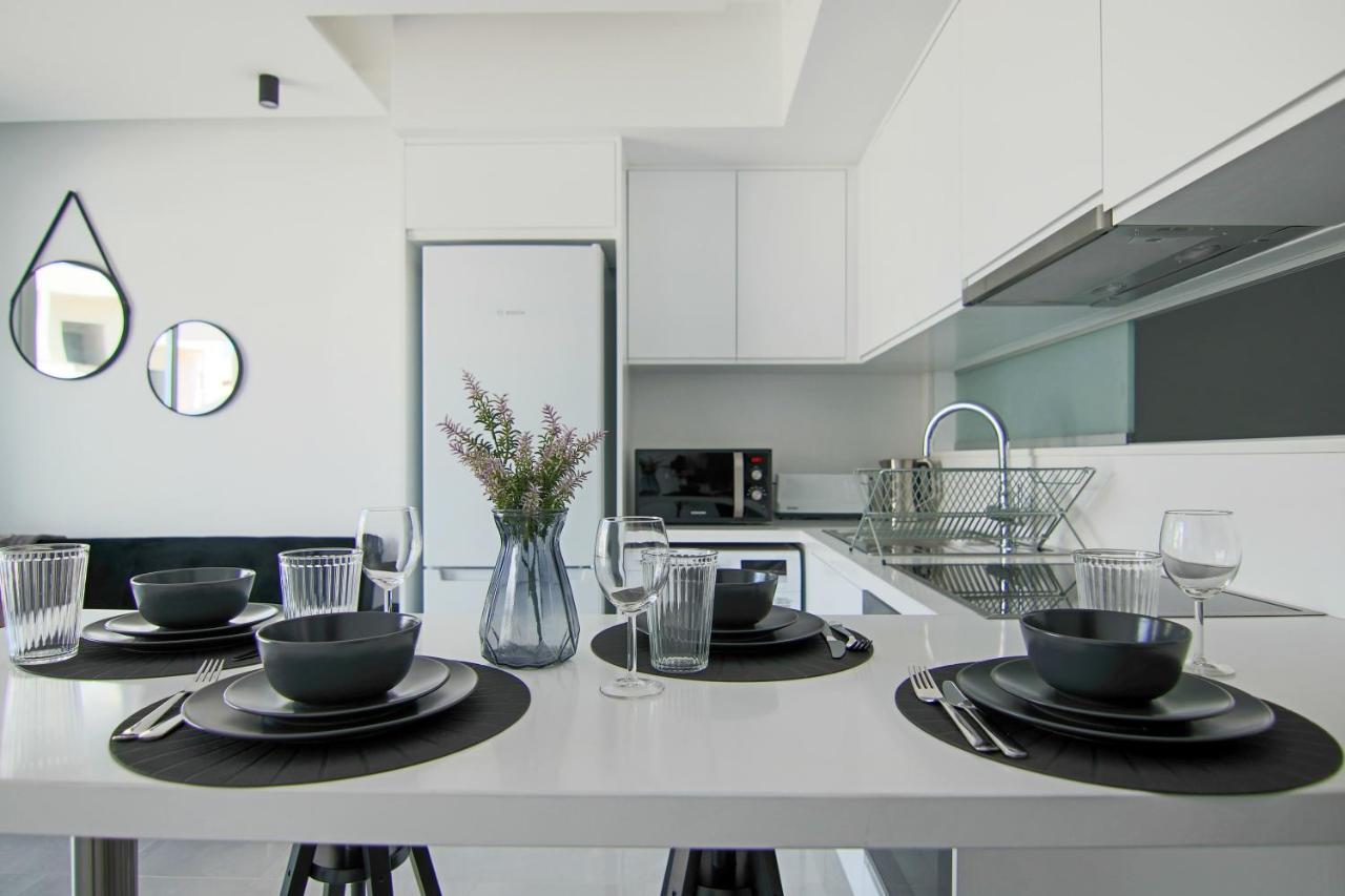 Phaedrus Living Seaside Luxury Flat Athina 108 Apartment